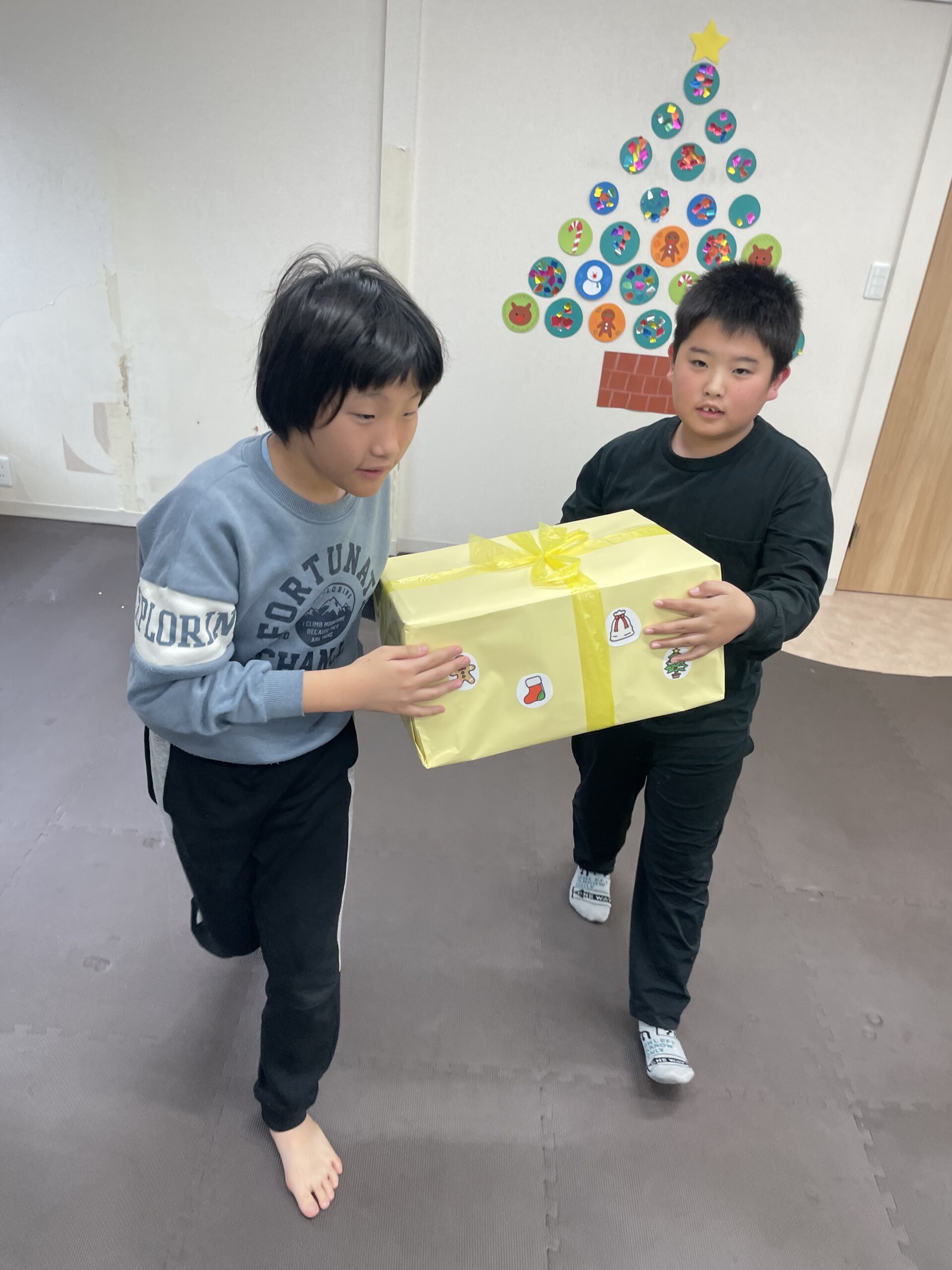 株式会社ひいらぎ│足立区・草加市│訪問介護ひいらぎ足立・相談支援ひるがお・放課後等デイサービスああるまつりか・児童発達支援ああるレインボー・ペット共生型障害者グループホームわおん