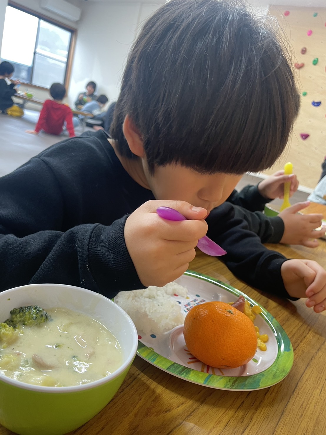 株式会社ひいらぎ│足立区・草加市│訪問介護ひいらぎ足立・相談支援ひるがお・放課後等デイサービスああるまつりか・児童発達支援ああるレインボー・ペット共生型障害者グループホームわおん