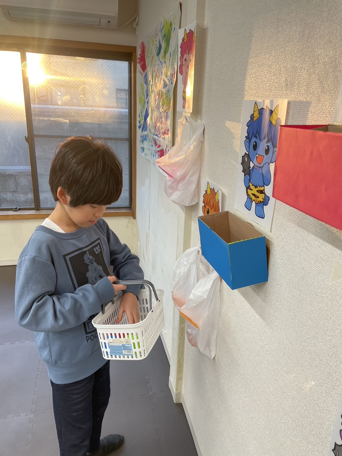 株式会社ひいらぎ│足立区・草加市│訪問介護ひいらぎ足立・相談支援ひるがお・放課後等デイサービスああるまつりか・児童発達支援ああるレインボー・ペット共生型障害者グループホームわおん